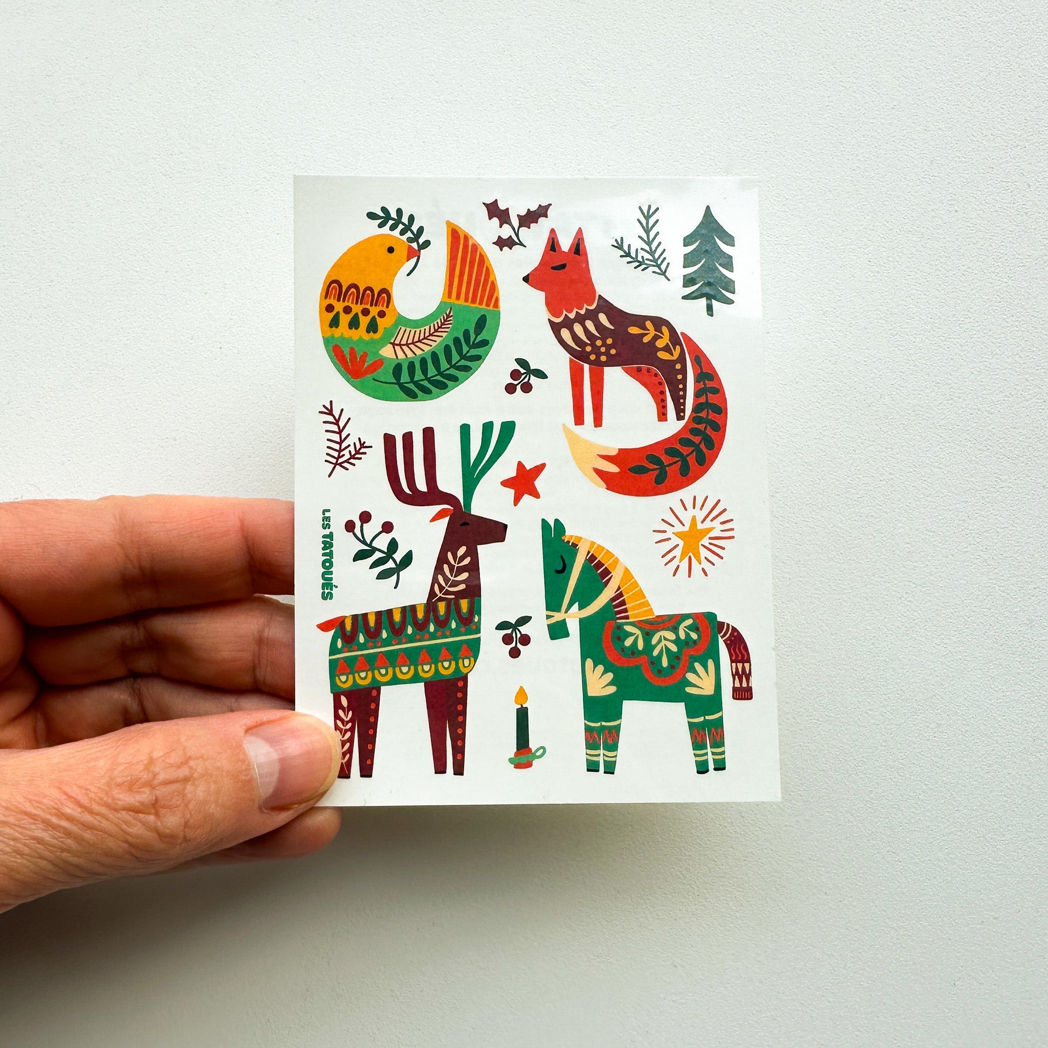 Tatouages temporaires animaux d'inspiration noël scandinave
