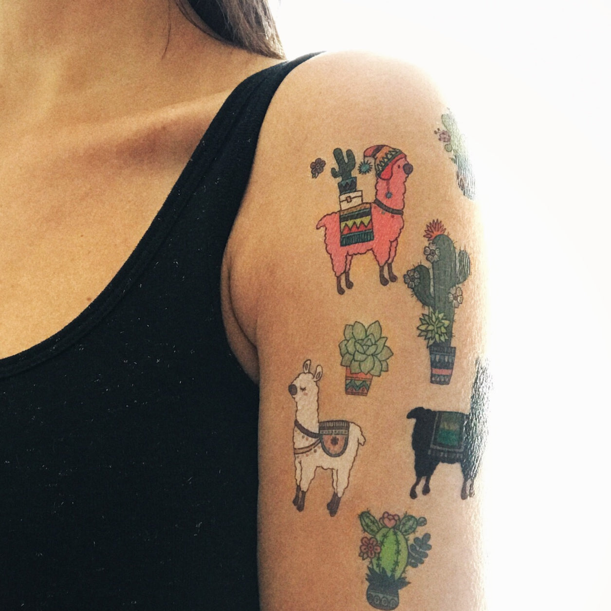 Des alpagas et des cactus -Tatouages temporaires