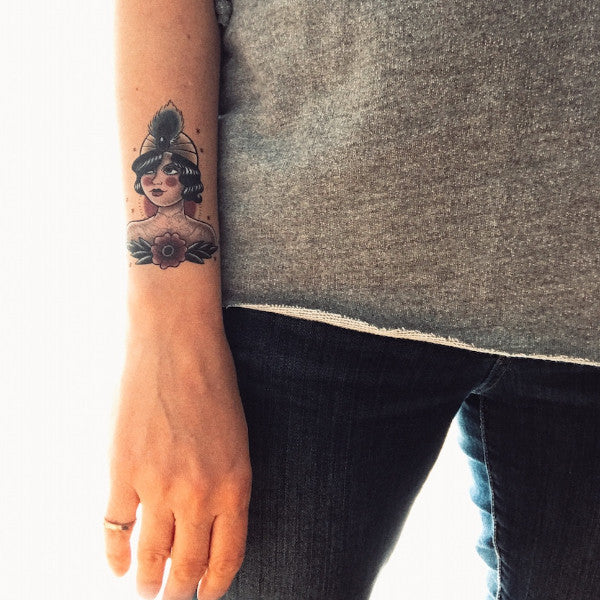 La jeune femme tatouée